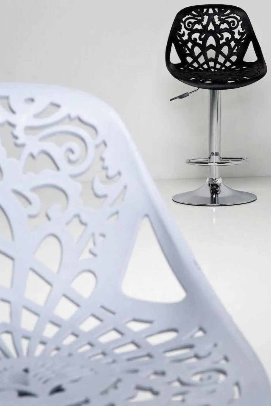 Hoker Ornament 45x107 Cm Biały*KARE Design