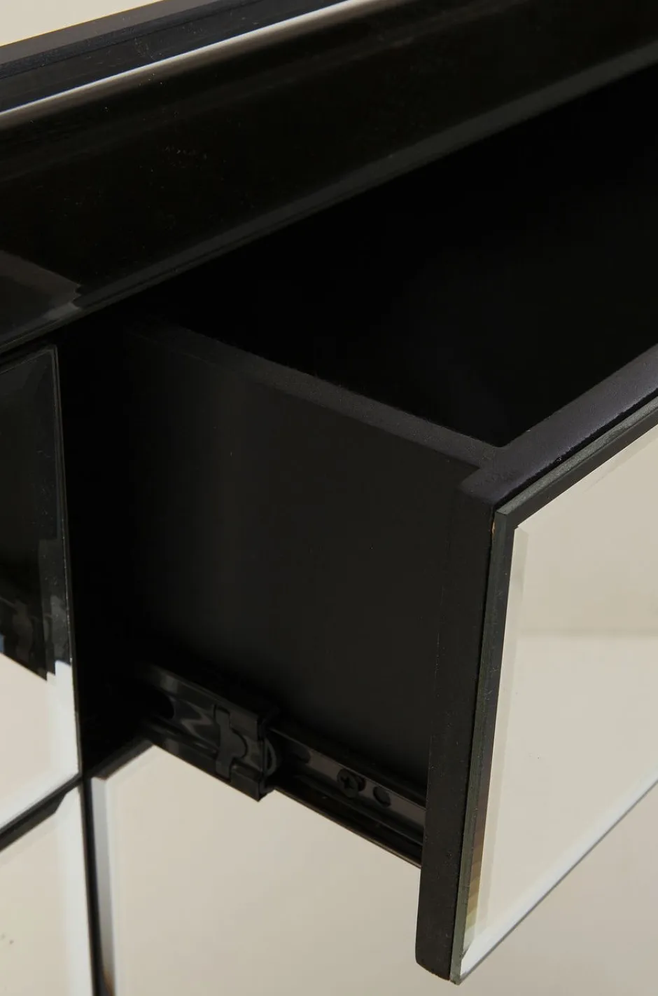 Komoda Luxury 141x77 Cm Szampańska*KARE Design