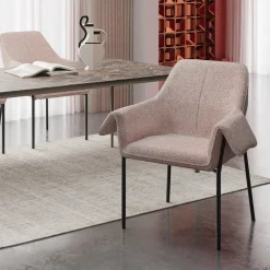 Krzesło Z Podłokietnikami Beżowe Z Czarnymi Nogami Ze Stali 70x85 Cm*KARE Design Best