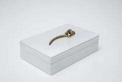 Pudełko Na Biżuterię Białe Szkło Wąż 28x17 Cm*KARE Design Sale