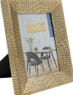 Ramka Na Zdjęcia Złota Wzór Skóra Krokodyla 20x25 Cm*KARE Design Sale