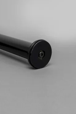 Stolik Pomocniczy Minimalistyczny Czarny Z Okrągłym Blatem Ø46 Cm*KARE Design Best