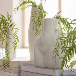 Wazon Biały Z Motywem Ludzkiego Ciała Ceramiczny 16x22 Cm*KARE Design Hot