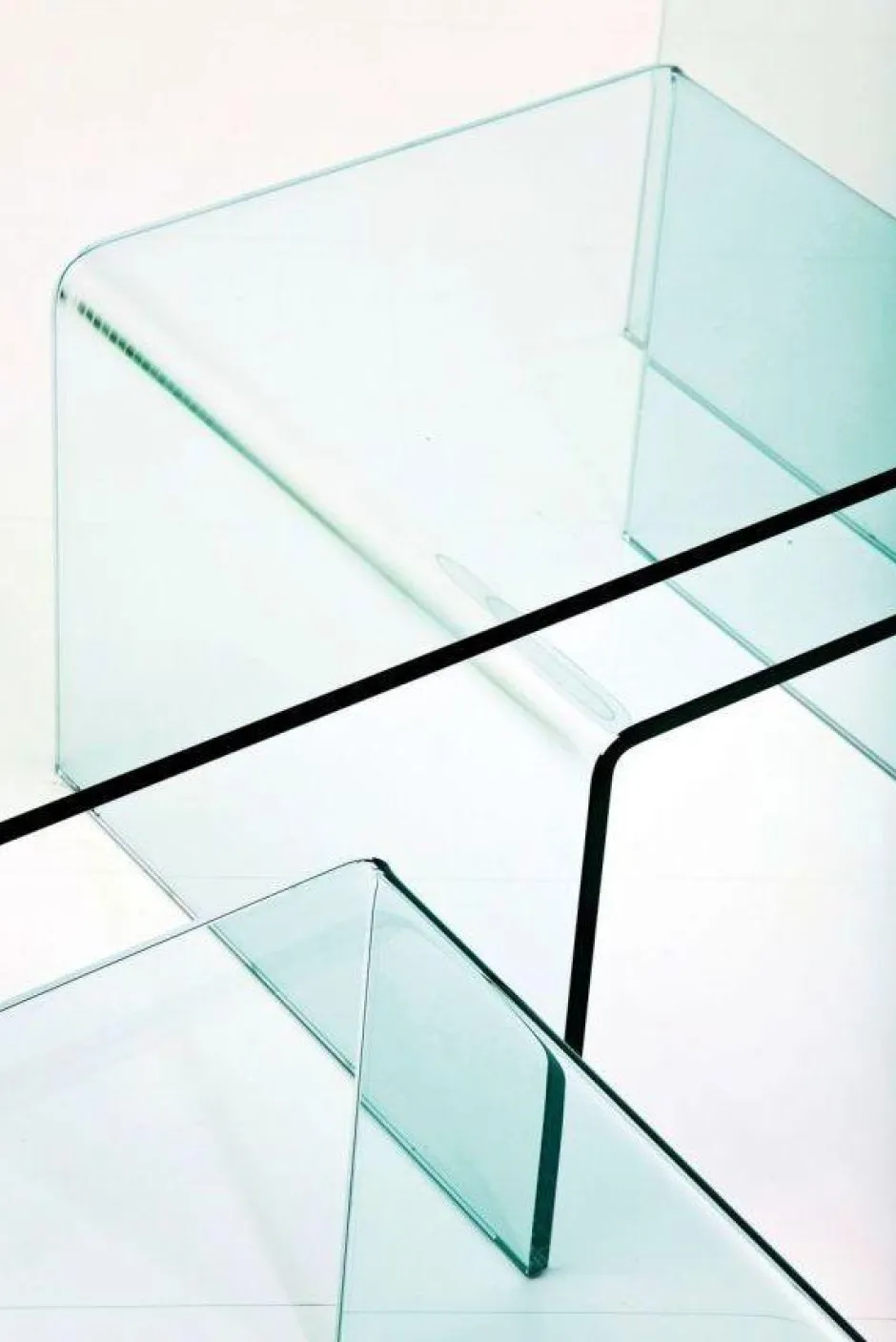 Zestaw Trzech Stolików Kawowych Clear Club Transparentne*KARE Design Hot